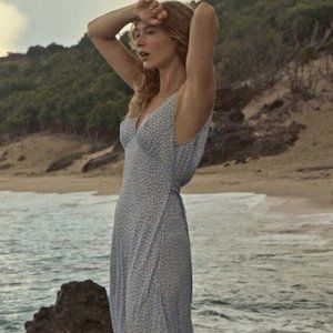 ❌ Sold ❌ Doen Sonia Dress NWT Size Small